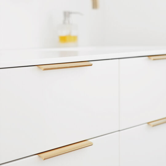 Greep Edge Straight Messing geborsteld  leverbaar in 3 lengte maten