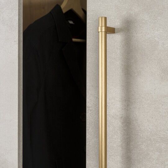 Greep Nobb 16,5x528/1056x1108mm Messing geborsteld